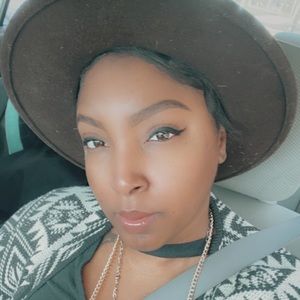 Meet your Posher, Smith